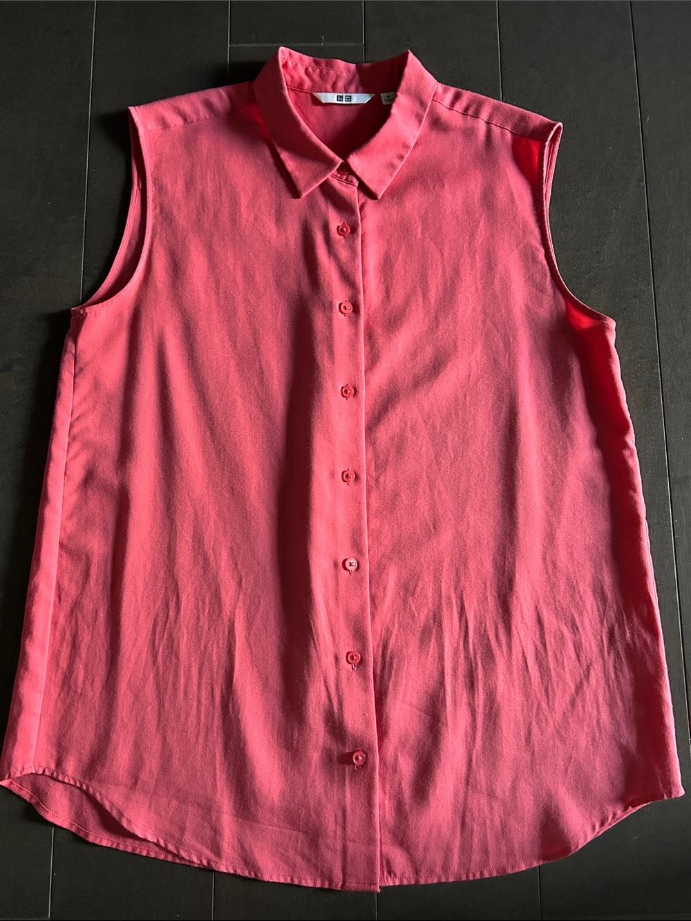 Uniqlo Coral Pink Sleeveless Button-Down Shirt